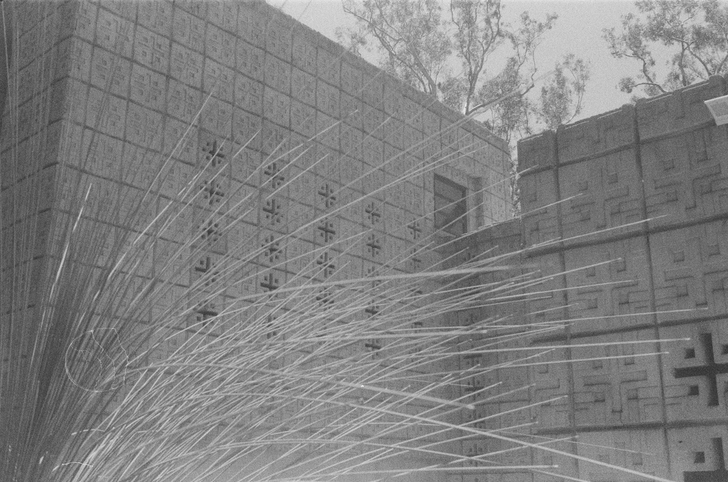 Photo 2 - Los Angeles